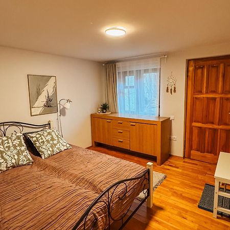 Little House Apartment Kaunas Exterior photo