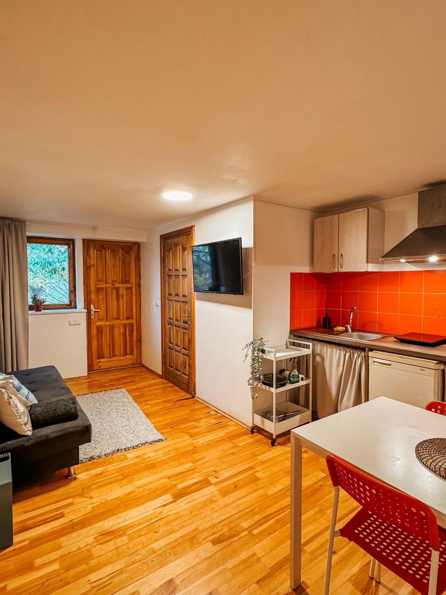 Little House Apartment Kaunas Exterior photo